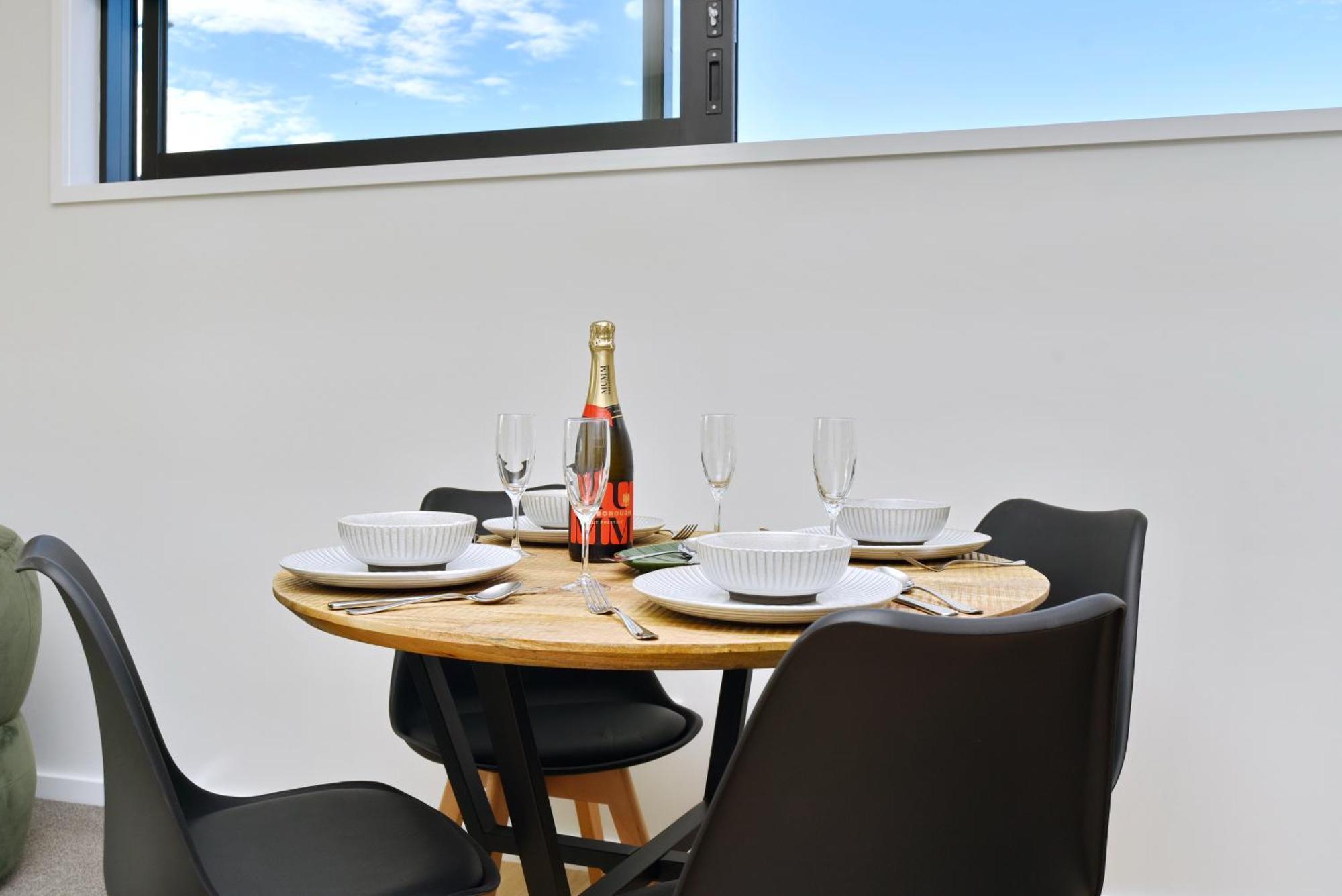 Hereford St Apartment - Christchurch Holiday Homes Экстерьер фото